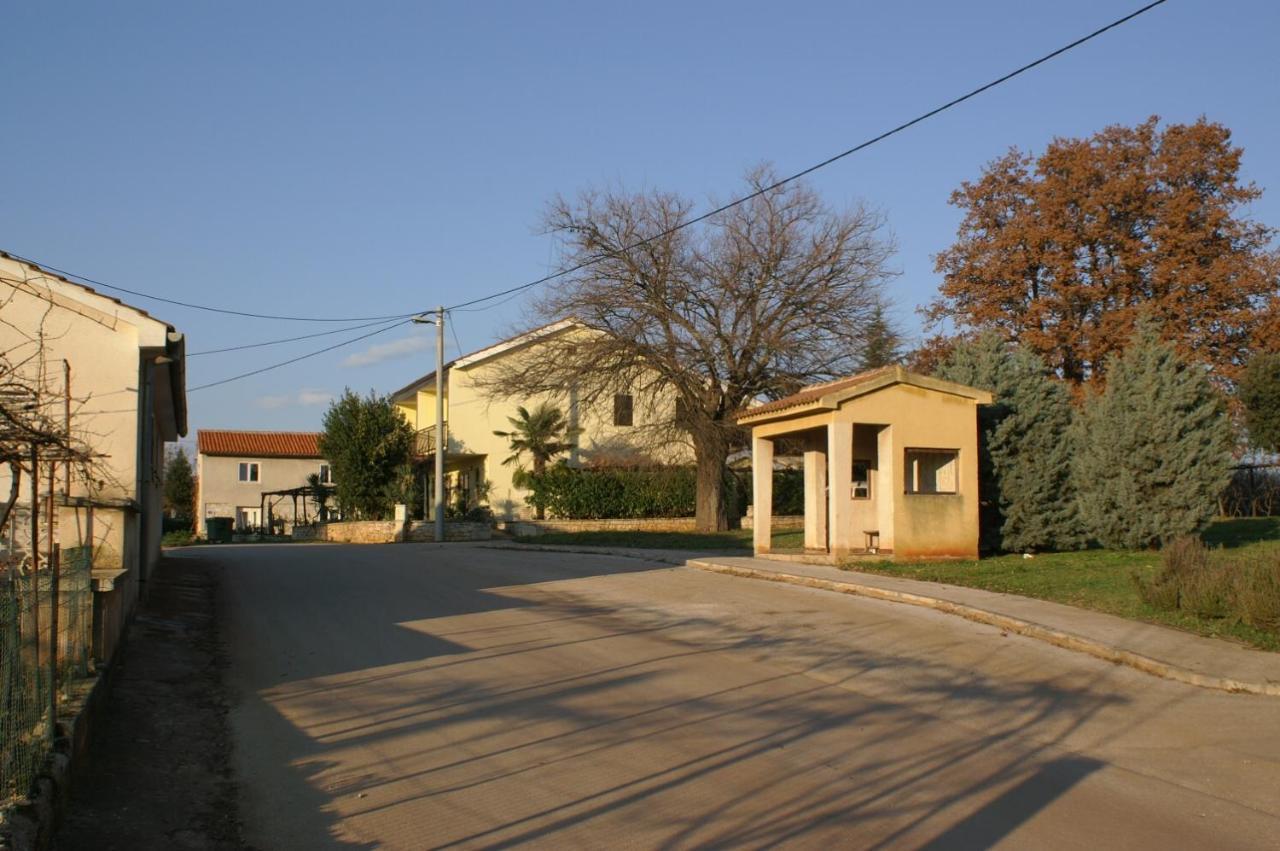 Holiday House With A Parking Space Babici, Umag - 13795 Dış mekan fotoğraf